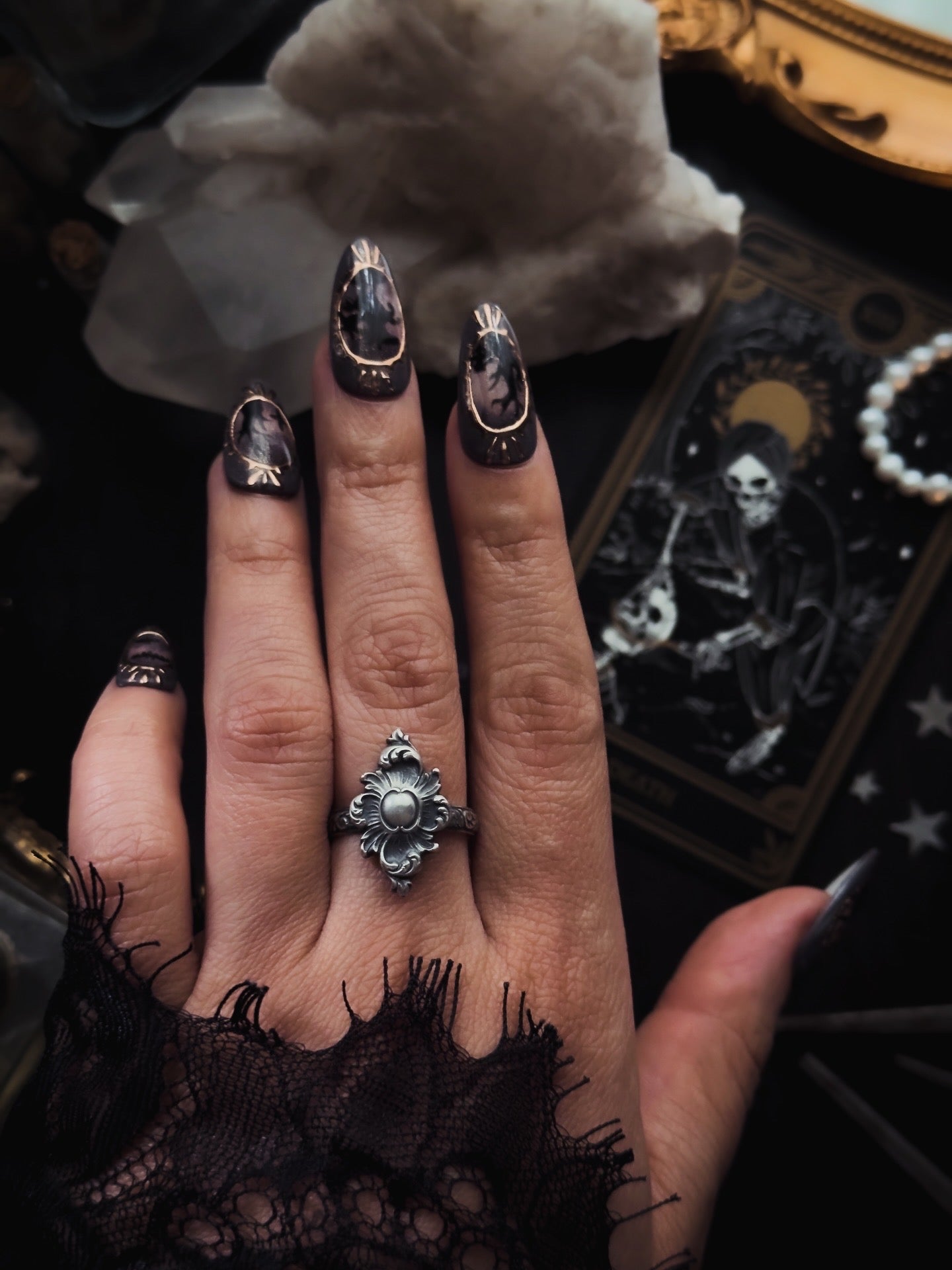 Widow Ring